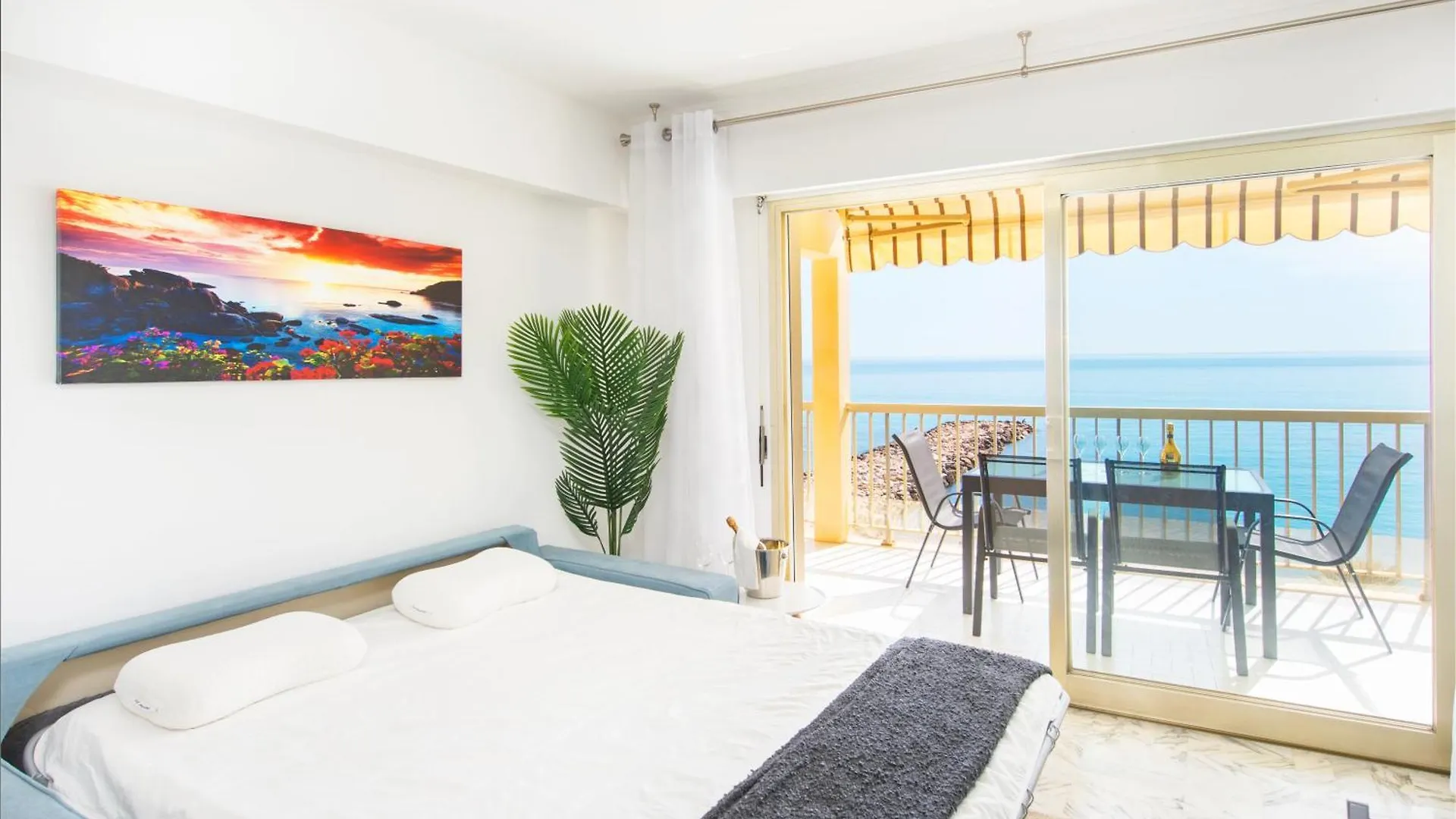 Apartment Roquebrune Plage - Terrace Splendid Sea View - BW
